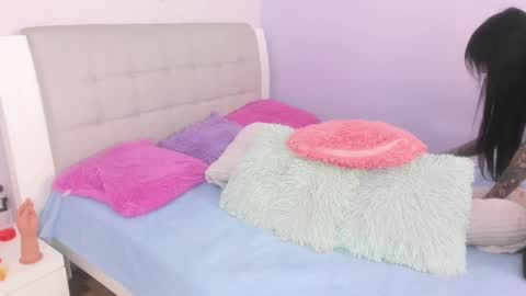 hiyakasudere_ online show from 10.08.25