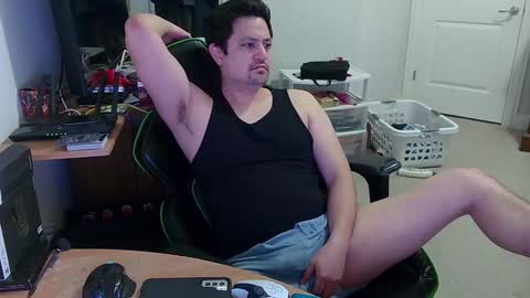 Snapshot of hlfasnman chatting on 01.09.25 hlfasnman online show from 01.09.25