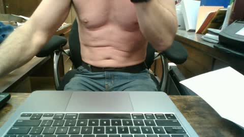 Snapshot of hnic9999 chatting on 01.05.25 Nick online show from 01.05.25