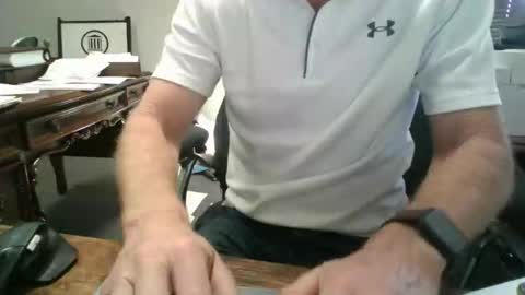 Snapshot of hnic9999 chatting on 10.27.25 Nick online show from 10.27.25