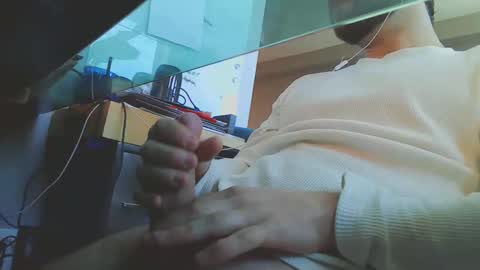 Snapshot of hockeybrad92 chatting on 02.21.25 Hairy Hockey Player 92 online show from 02.21.25