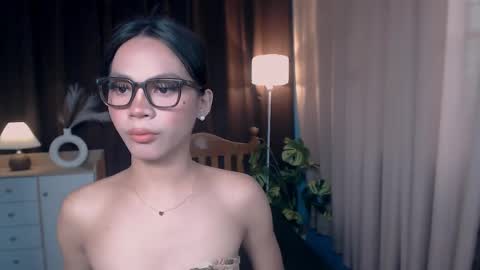 IM NEW HERE ITS ME GIA online show from 03.22.26