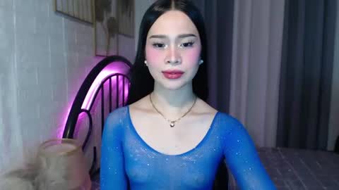 hoelymolly online show from 07.05.26