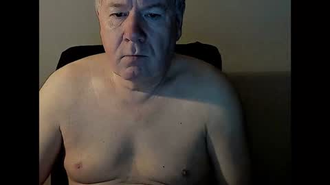 Snapshot of holgerhb53 chatting on 02.03.25 Holger online show from 02.03.25