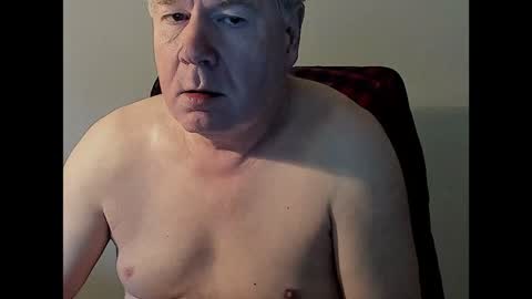 Snapshot of holgerhb53 chatting on 02.07.25 Holger online show from 02.07.25