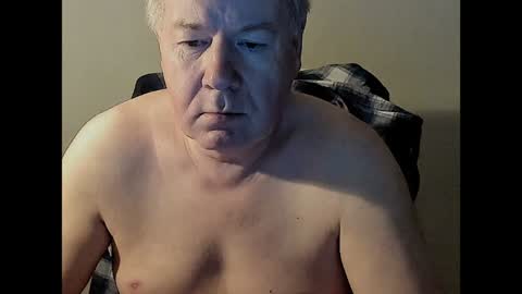 Snapshot of holgerhb53 chatting on 02.08.25 Holger online show from 02.08.25