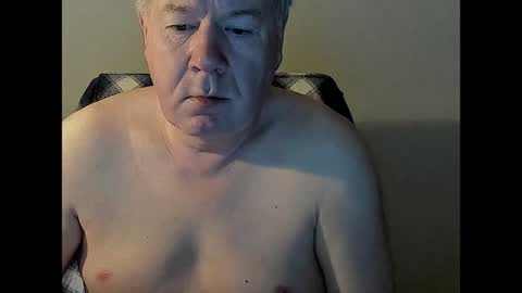 Snapshot of holgerhb53 chatting on 02.08.25 Holger online show from 02.08.25