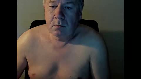 Snapshot of holgerhb53 chatting on 02.16.25 Holger online show from 02.16.25