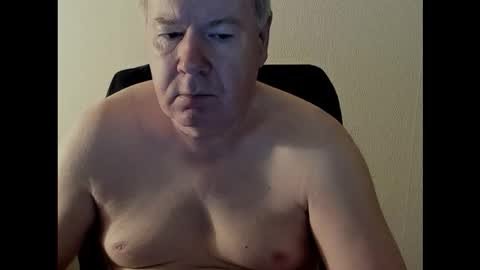 Snapshot of holgerhb53 chatting on 09.15.25 Holger online show from 09.15.25