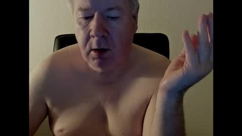 Snapshot of holgerhb53 chatting on 09.27.25 Holger online show from 09.27.25