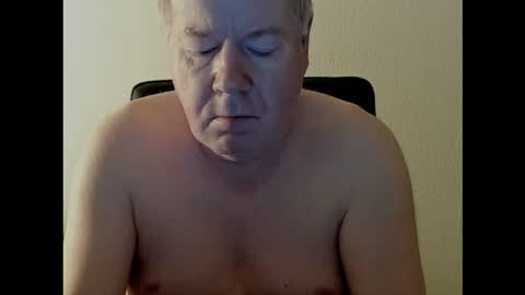 Snapshot of holgerhb53 chatting on 10.01.25 Holger online show from 10.01.25