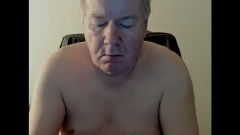 Snapshot of holgerhb53 chatting on 10.05.25 Holger online show from 10.05.25