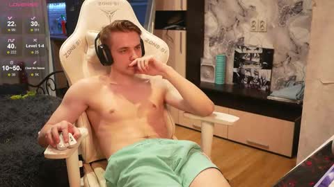 Extaz  Athrey  Howard online show from 11.08.25