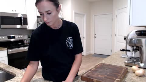 Holi Hurricane online show from 11.14.25