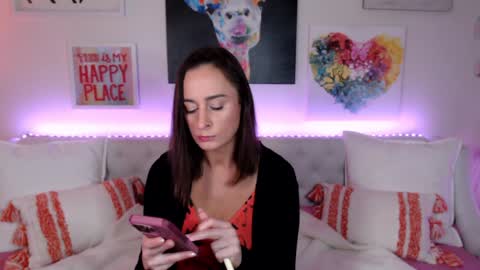 Holi Hurricane online show from 03.07.26