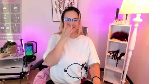 Hollie online show from 03.31.26