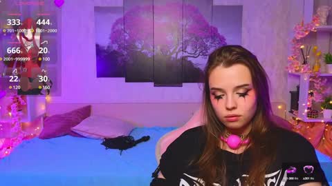 Lux online show from 01.30.25