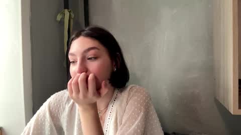 Snapshot of hollisguerrette chatting on 03.10.26 Sofia online show from 03.10.26