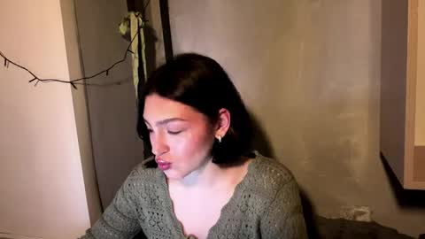 Snapshot of hollisguerrette chatting on 03.23.26 Sofia online show from 03.23.26