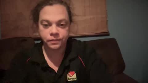 Snapshot of holly23hopefull chatting on 11.04.25 Hollys Drive threw Side Of CB. online show from 11.04.25