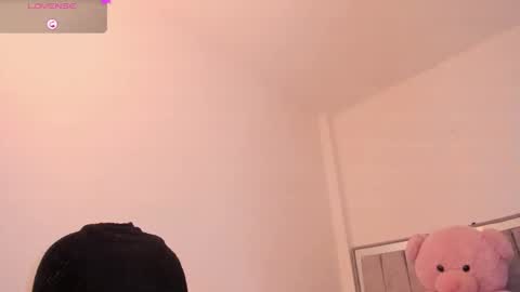 Snapshot of holly_16 chatting on 02.20.26 holly_16 online show from 02.20.26