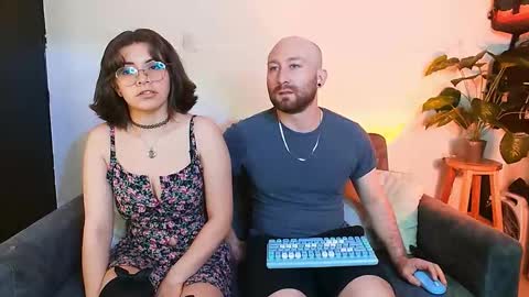 Holly and Honey online show from 11.06.25