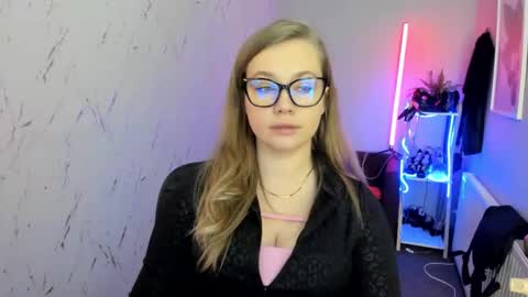 Holly online show from 01.18.26