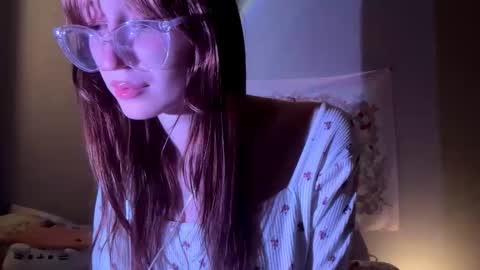 holly_sinner_ online show from 04.10.26