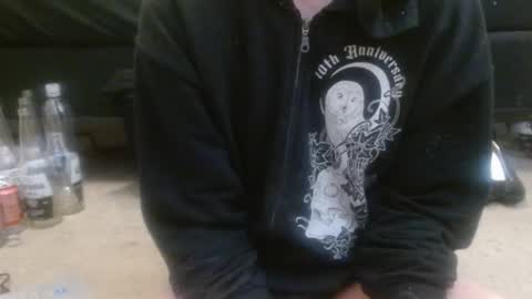 Holly Hawkes online show from 12.16.25