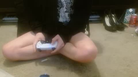 Snapshot of hollyhawkes chatting on 02.22.26 Holly Hawkes online show from 02.22.26