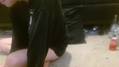 Holly Hawkes online show from 04.18.26