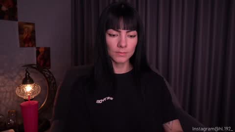 Holly Linder online show from 01.23.25