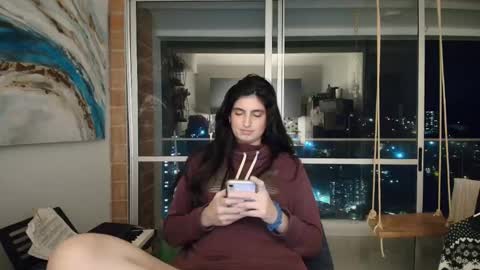 hollyshit_ online show from 10.21.25