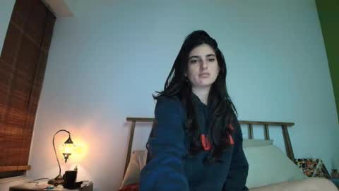 Snapshot of hollyshit_ chatting on 02.10.26 hollyshit_ online show from 02.10.26