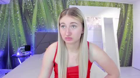 HollyTaillor online show from 07.19.26