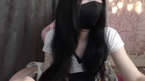 Snapshot of holy420loly chatting on 12.09.24 Ho Lee Sheet online show from 12.09.24