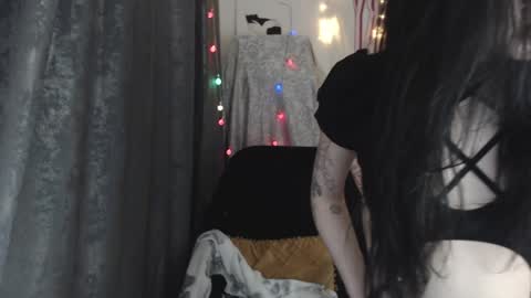 Snapshot of holy420loly chatting on 01.28.25 Ho Lee Sheet online show from 01.28.25