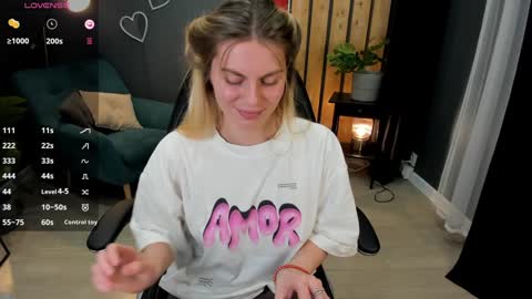 Snapshot of holy_alexa chatting on 12.12.24 Alexa online show from 12.12.24
