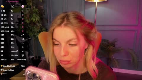 Snapshot of holy_alexa chatting on 12.23.24 Alexa online show from 12.23.24