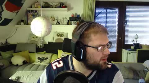 Snapshot of holy_bugman chatting on 10.18.25 Holy Bugman online show from 10.18.25