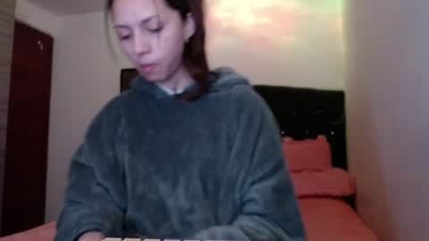 Snapshot of holy_julii chatting on 07.11.26 holy_julii online show from 07.11.26