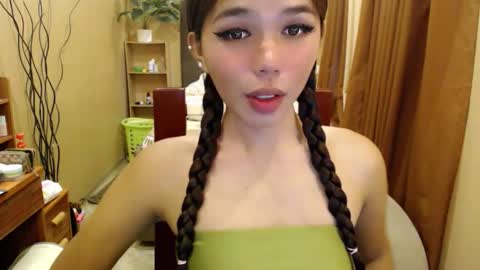 holy_molly1 online show from 05.22.26