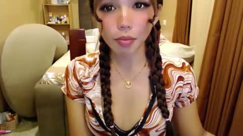 holy_molly1 online show from 05.31.26