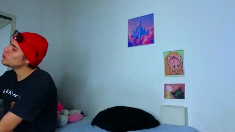      online show from 03.04.26