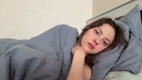 Snapshot of holydori chatting on 02.08.25 dori not holy get my tg channel with link from description under last photo online show from 02.08.25