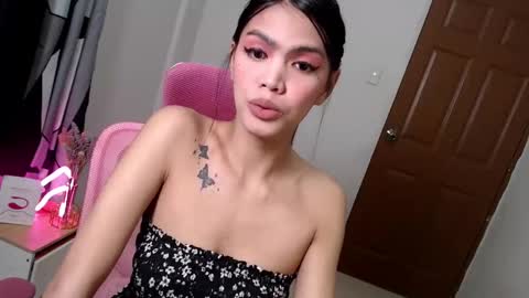 Snapshot of holymary_69 chatting on 02.20.25 Patricia online show from 02.20.25