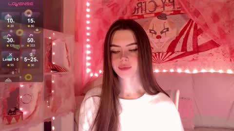 Mia online show from 10.26.25