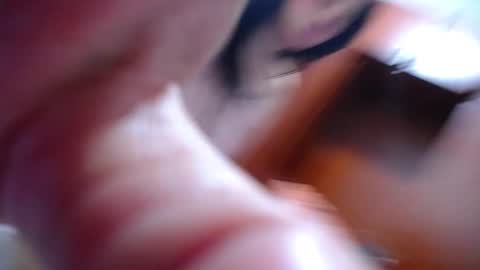 Snapshot of honey_alice18 chatting on 11.27.25 honey_alice18 online show from 11.27.25