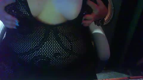 honey bee    online show from 09.13.25