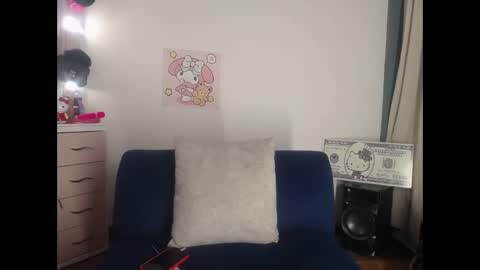 Snapshot of honey_dirty chatting on 05.08.26 emyy online show from 05.08.26